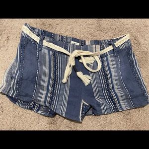 O’Neill beach shorts